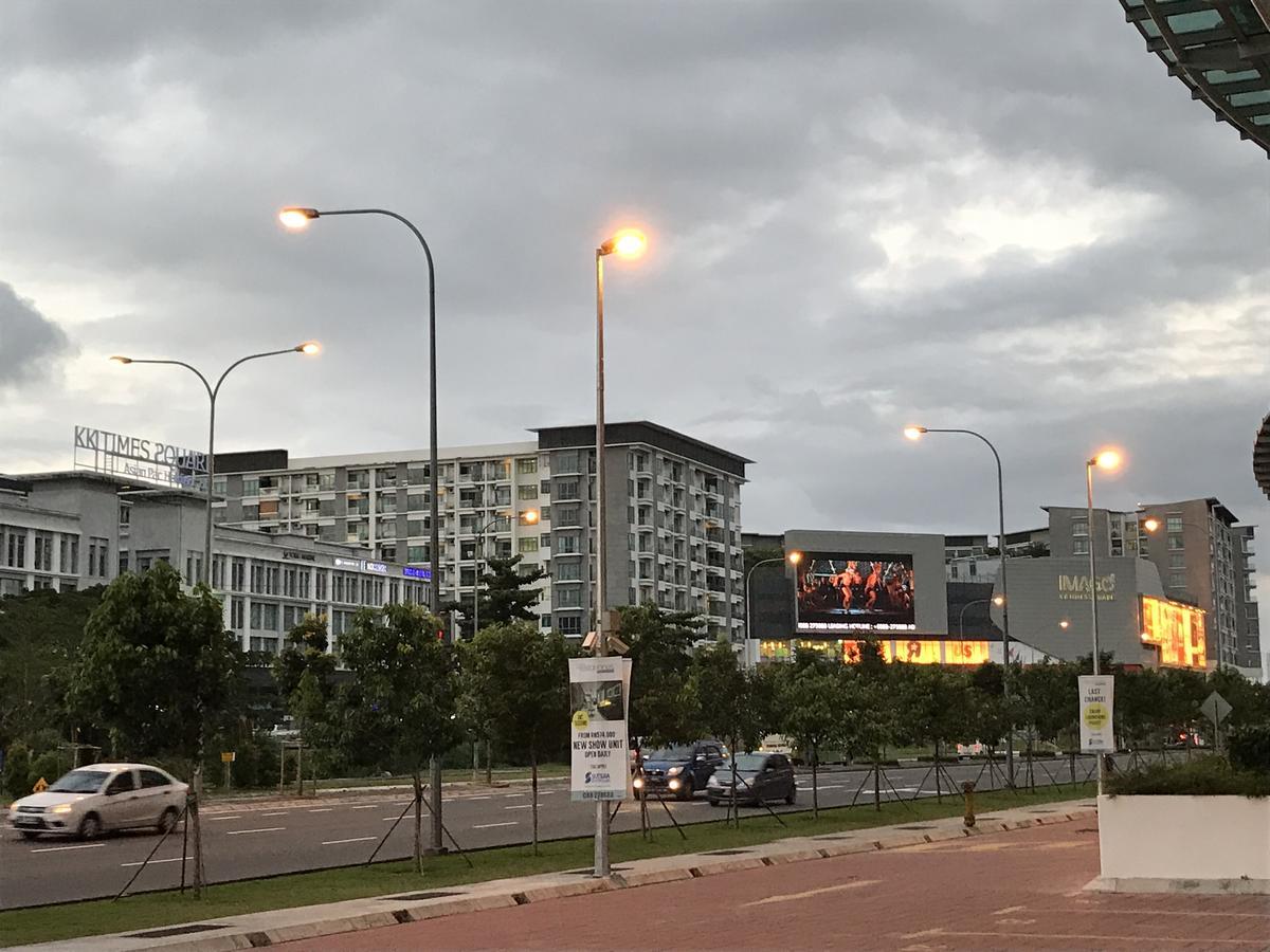 קוטה קינבלו דירות באזור Central Business District, בגודל 68 מר, עם 2 חדרי שינה ו- 1 חדרי רחצה פרטיים מראה חיצוני תמונה